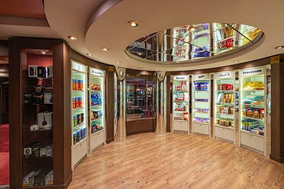 MSC Cruises MSC Poesia Duty Free 2 ©MSC Rights - Ivan Sarfatti.jpg